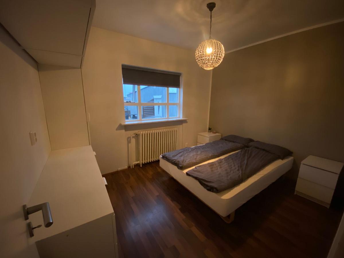 Tungata 4, Sandgerthi 245 Apartment ภายนอก รูปภาพ